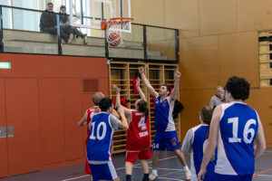 Basketballverein Sion in der Defensive