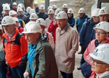 KC Bozen Kultur- und Weinreise Gruppenbild im Bunkermuseum