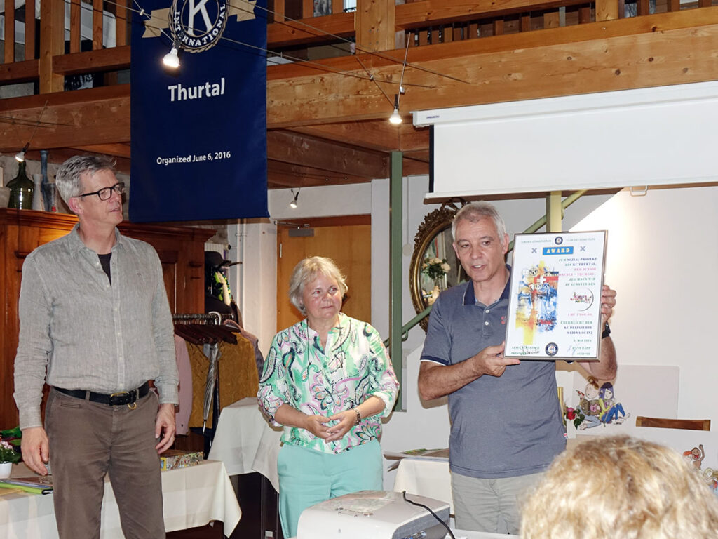 Kiwanis Club Thurthal unterstüzt Kinderrechtmobile