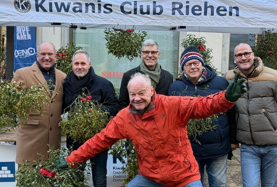 Kiwanis Club Riehen Mistelverkauf Dorfplatz Riehen