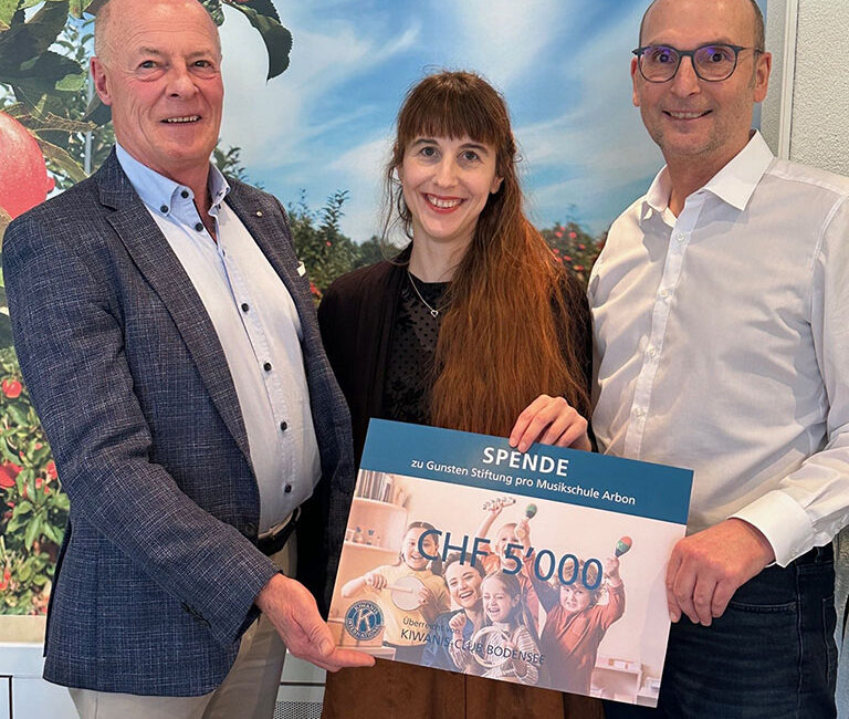 Kiwanis Club Bodensee Checkübergabe an Musikschule Arbon